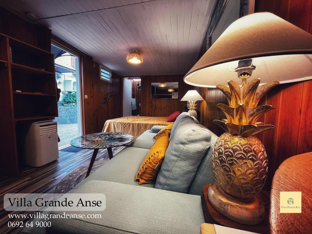 Villa Grande L'Anse Petite-Ile Exterior photo